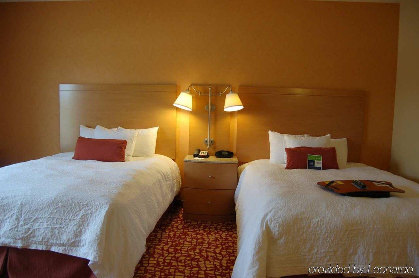 Hampton Inn & Suites Raleigh-Durham Airport-Brier Creek Номер фото